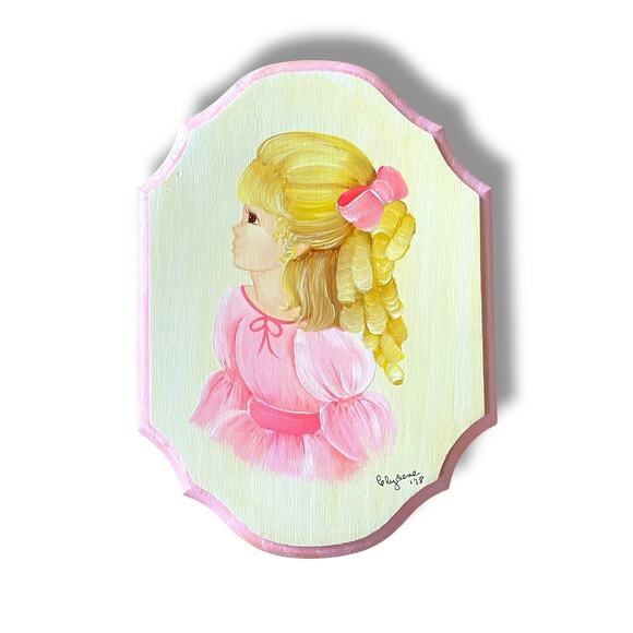 VTG 70s Wood Plaque Wall Art Hand Painted Blonde Hair Girl Portrait Curls Pink - Picture 4 of 9